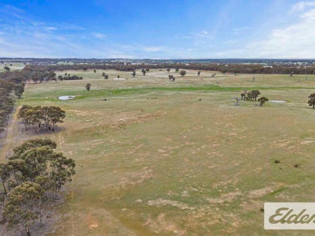 Cottage for sale in Natte Yallock, Victoria
