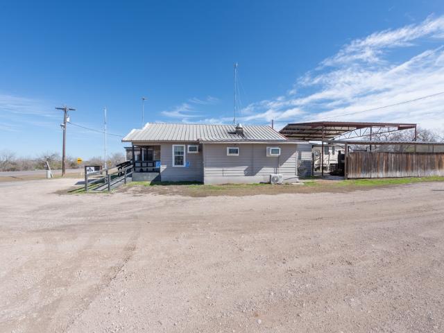 Commercial for sale in Sandia