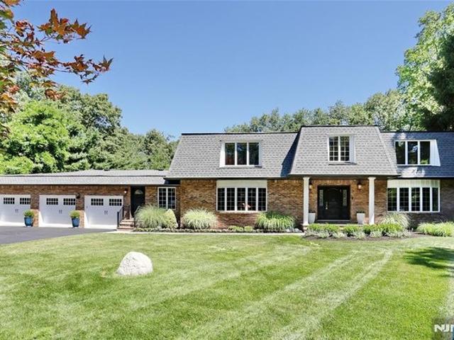 House for sale in Franklin Lakes, New Jersey