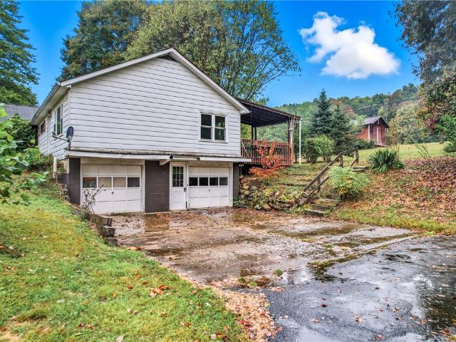 House for sale in Mercer, Pennsylvania