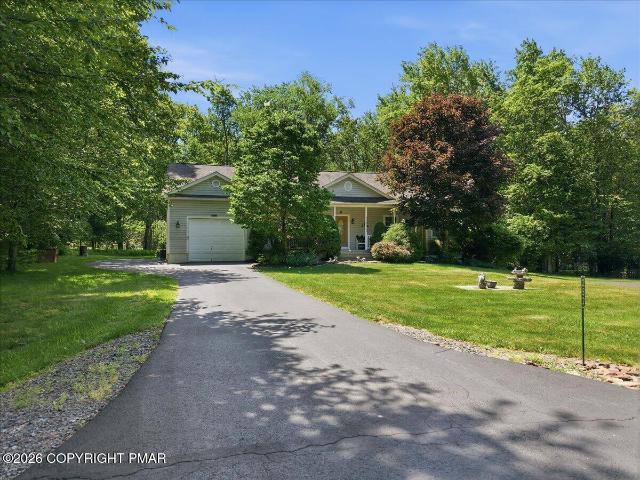 House for sale in Blakeslee, Pennsylvania