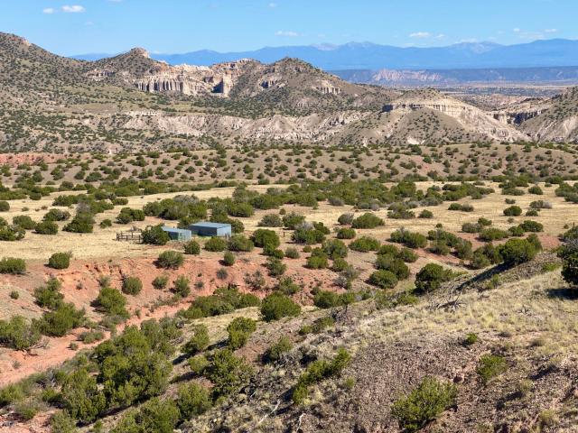 Farm for sale in Abiquiu, New Mexico