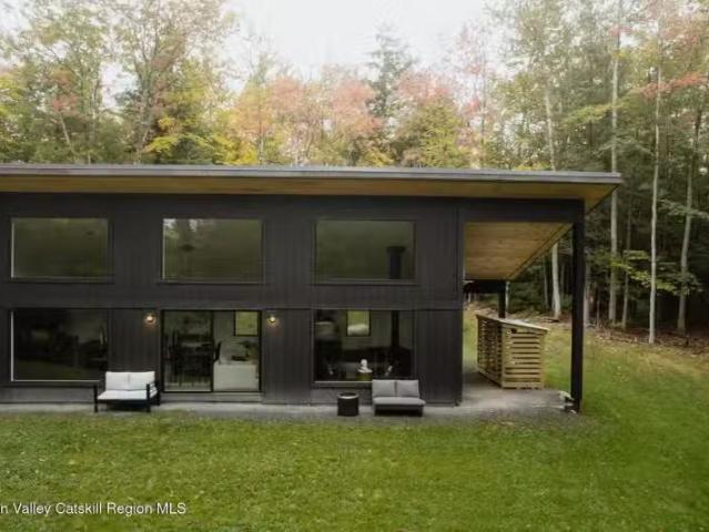 House for rent in Kingston