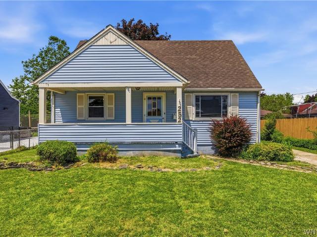 House for sale in Niagara, New York