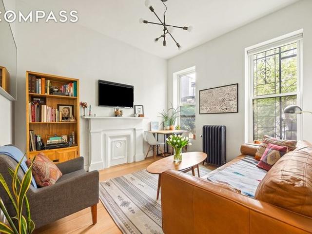 Condo for sale in Arverne, New York
