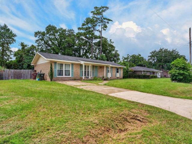 House for sale in Moncks Corner, South Carolina