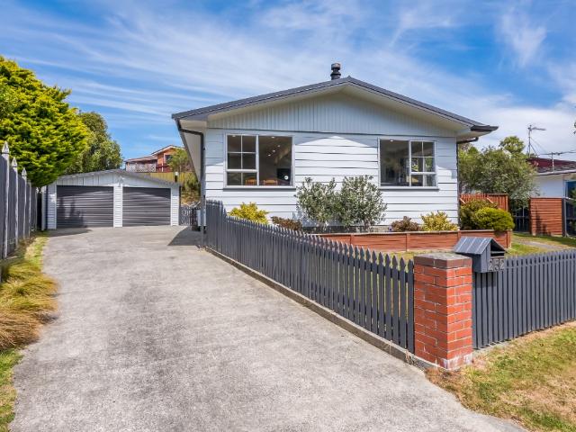 House for rent in Days Bay, Wellington