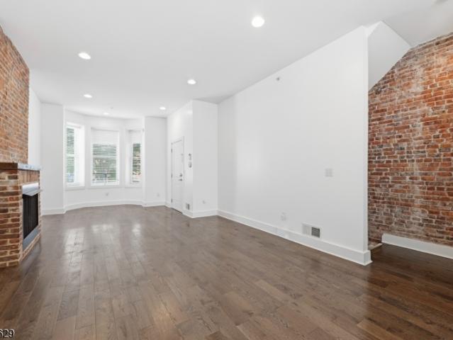 House for sale in Newark, New Jersey
