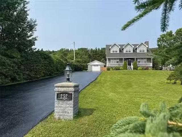 House for sale in Mcivers, Newfoundland And Labrador