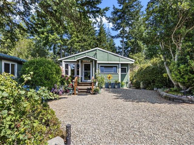 House for sale in Oregonia