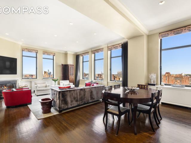 Condo for sale in Arverne, New York