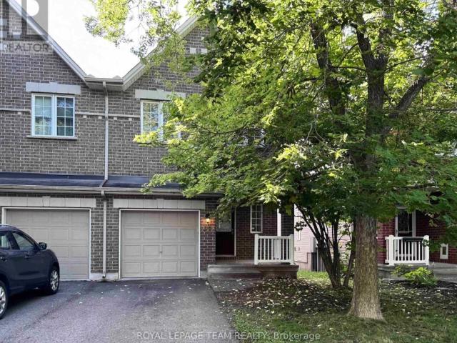 Townhouse for rent in Mulhurst Bay, Ontario