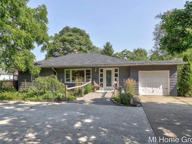 House for sale in Allegan, Michigan