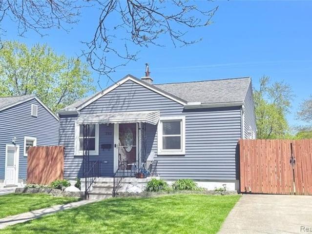 House for sale in Pontiac, Michigan