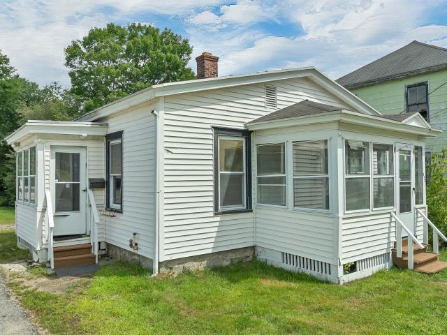 House for sale in New Hampshire