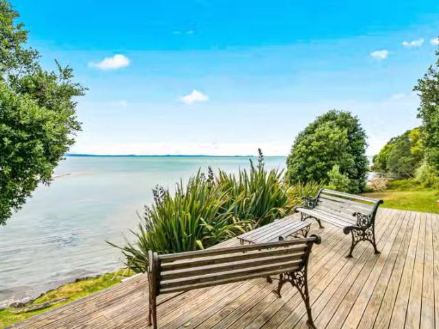 House for sale in Awhitu, Oroua County