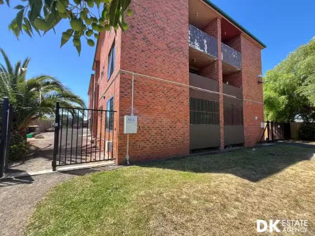 House for rent in Albion, Victoria