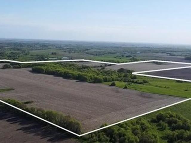 Land for sale in Guthrie, Iowa