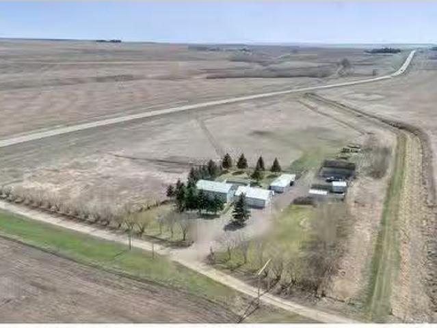House for sale in Alberta