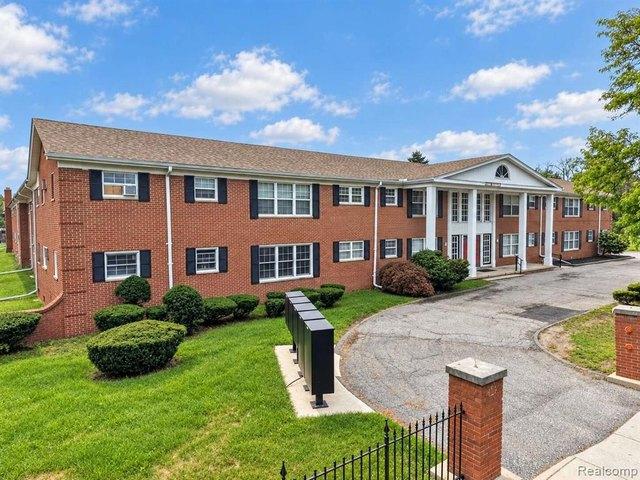 Condo for sale in Redford, Redford Township