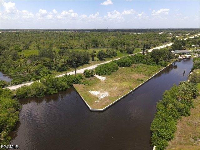 Land for sale in Punta Gorda, Florida