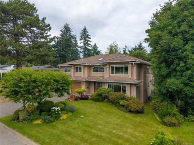 House for sale in Brentwood Bay, British Columbia