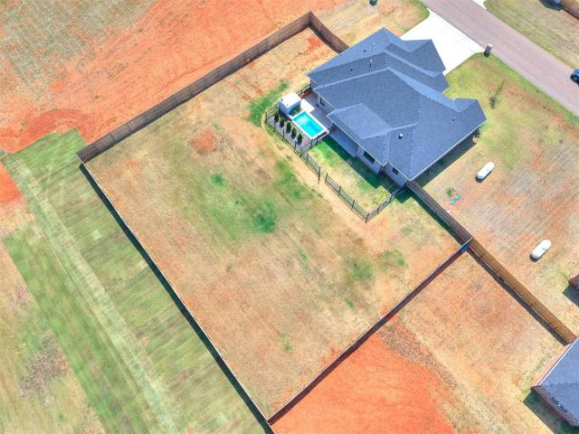 House for sale in Cashion, Oklahoma