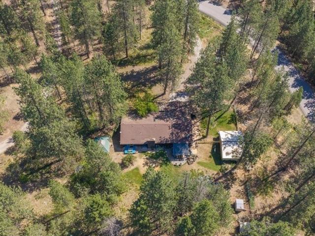 House for sale in Chattaroy, Washington