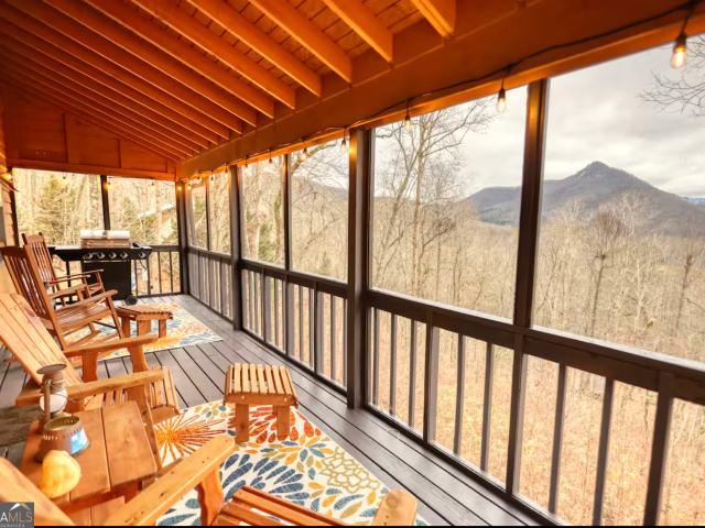 House for sale in Hiawassee, Georgia