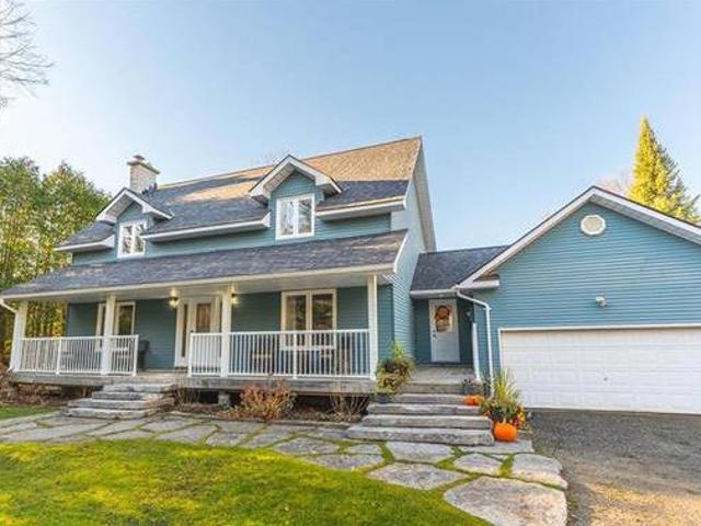 House for sale in Ontario