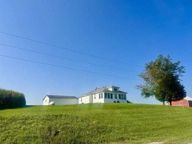 House for sale in Viola, Mercer County