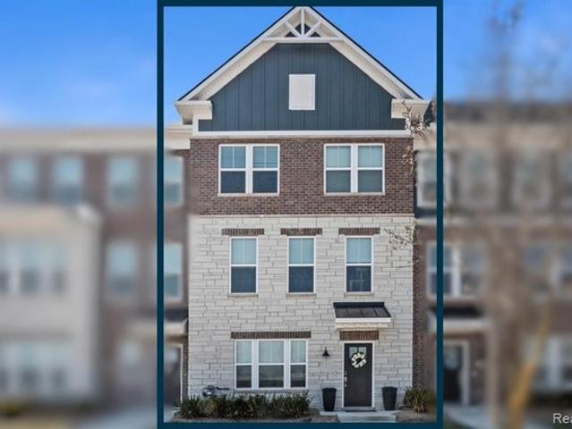 Townhouse for sale in Novi, Michigan