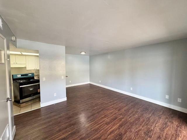 Apartment for rent in South El Monte, California