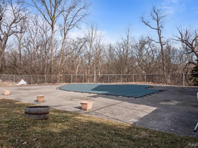 Condo for sale in Southfield