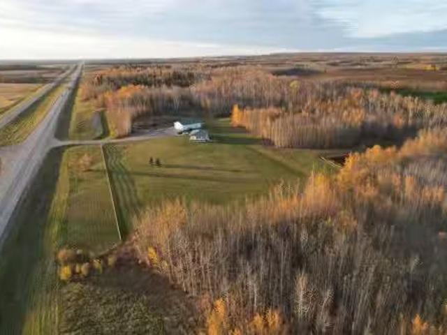 House for sale in Alberta