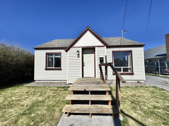 House for sale in Oregonia