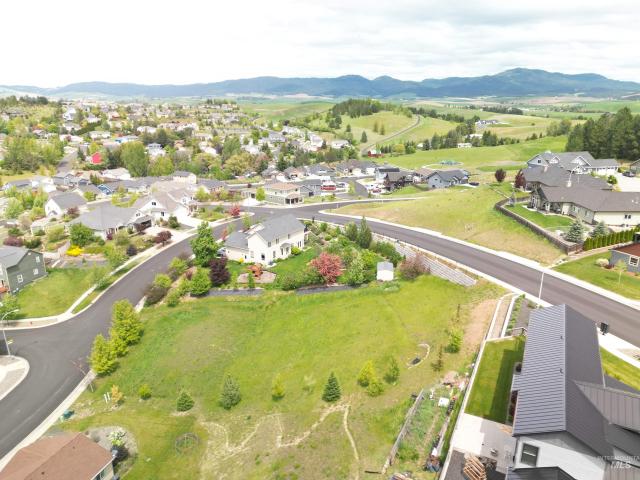 Land for sale in Moscow, Idaho