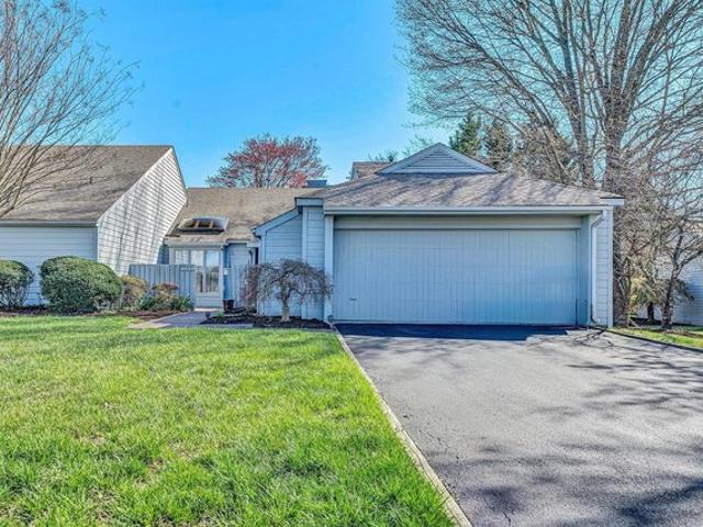 Townhouse for sale in Virginia