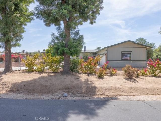 House for sale in Homeland, California