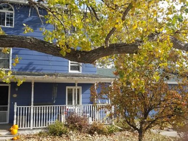 House for sale in Jamestown, Stutsman County