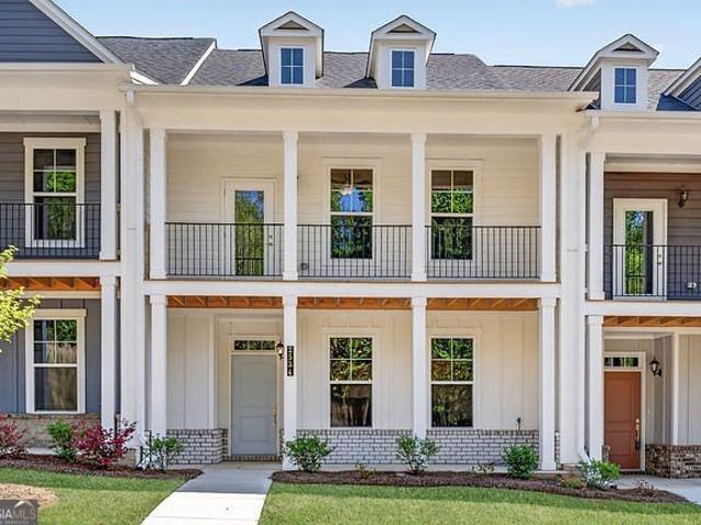 Townhouse for sale in Gainesville, Georgia