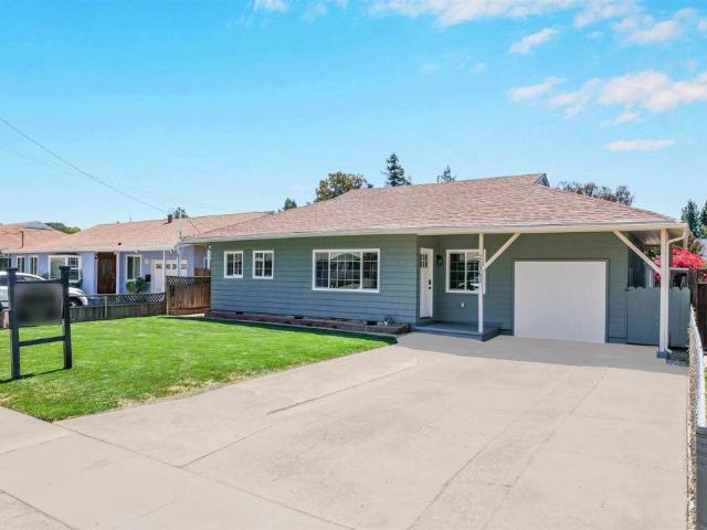 House for sale in Hayward, California