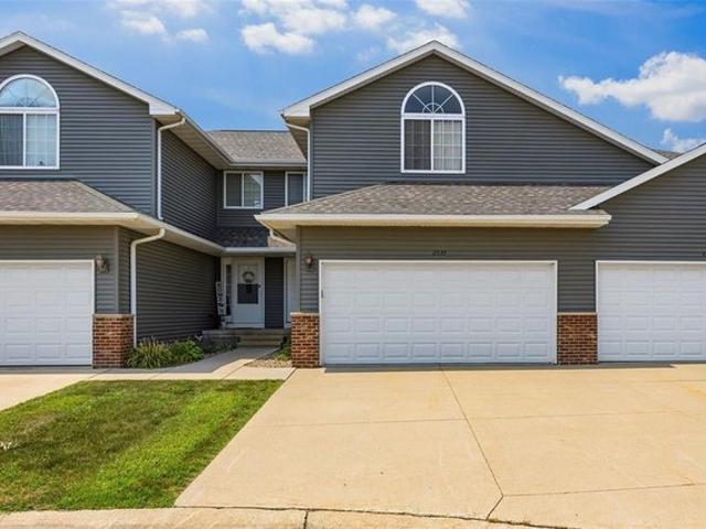 Condo for sale in Linn, Iowa