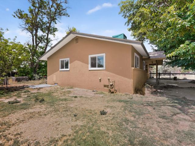 House for sale in Bosque Farms, New Mexico