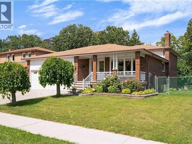 House for sale in Mississauga, Ontario