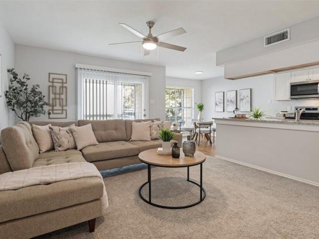 Condo for sale in Dallas, Texas