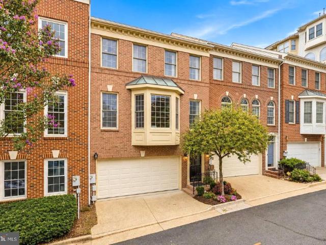 Townhouse for sale in John Adams, Alexandria
