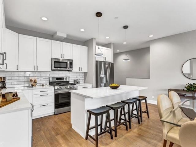 Property for rent in Elmwood Park, Illinois