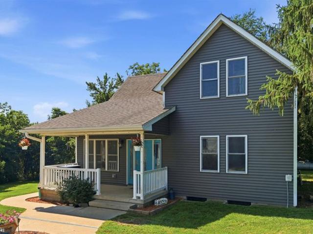 House for sale in Clutier, Iowa