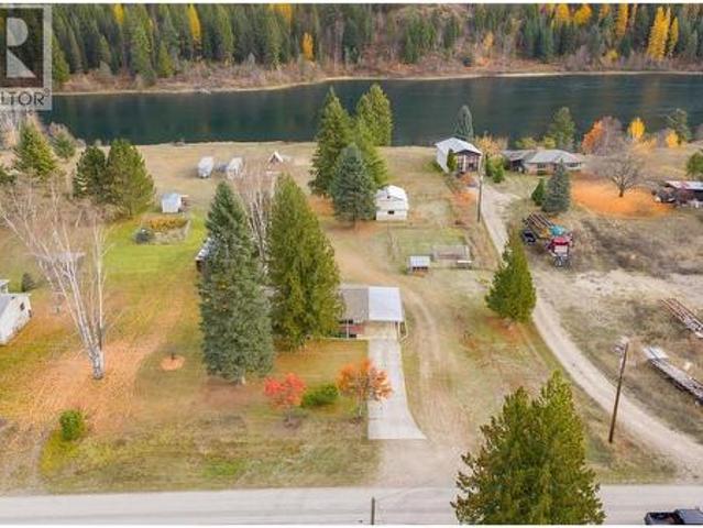 House for sale in Shoreacres, British Columbia